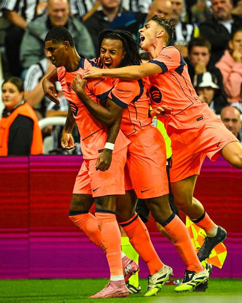 Barcelona celebrating a goal