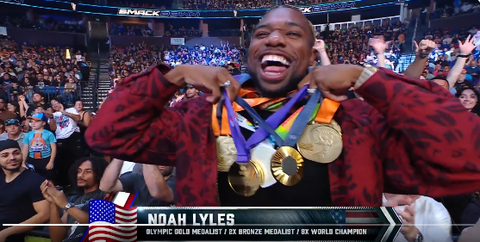 Noah Lyles with medals