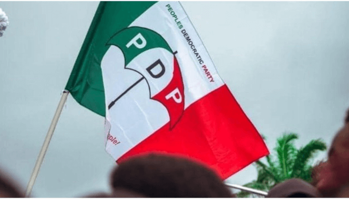 A'Ibom PDP officer slams confidence vote in ex-chairman
