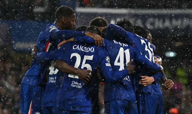 UCL: Rampant Chelsea crush Ajax 5-1 at Stamford Bridge