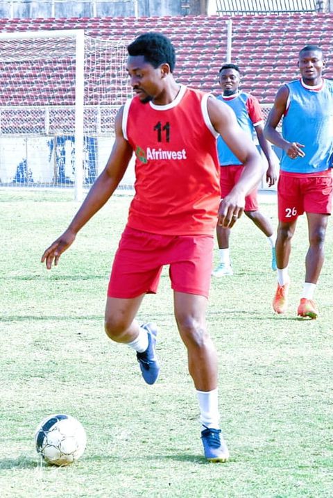 Rangers CEO Amobi Ezeaku in training with Enugu Rangers. (Photo Credit: Rangers)