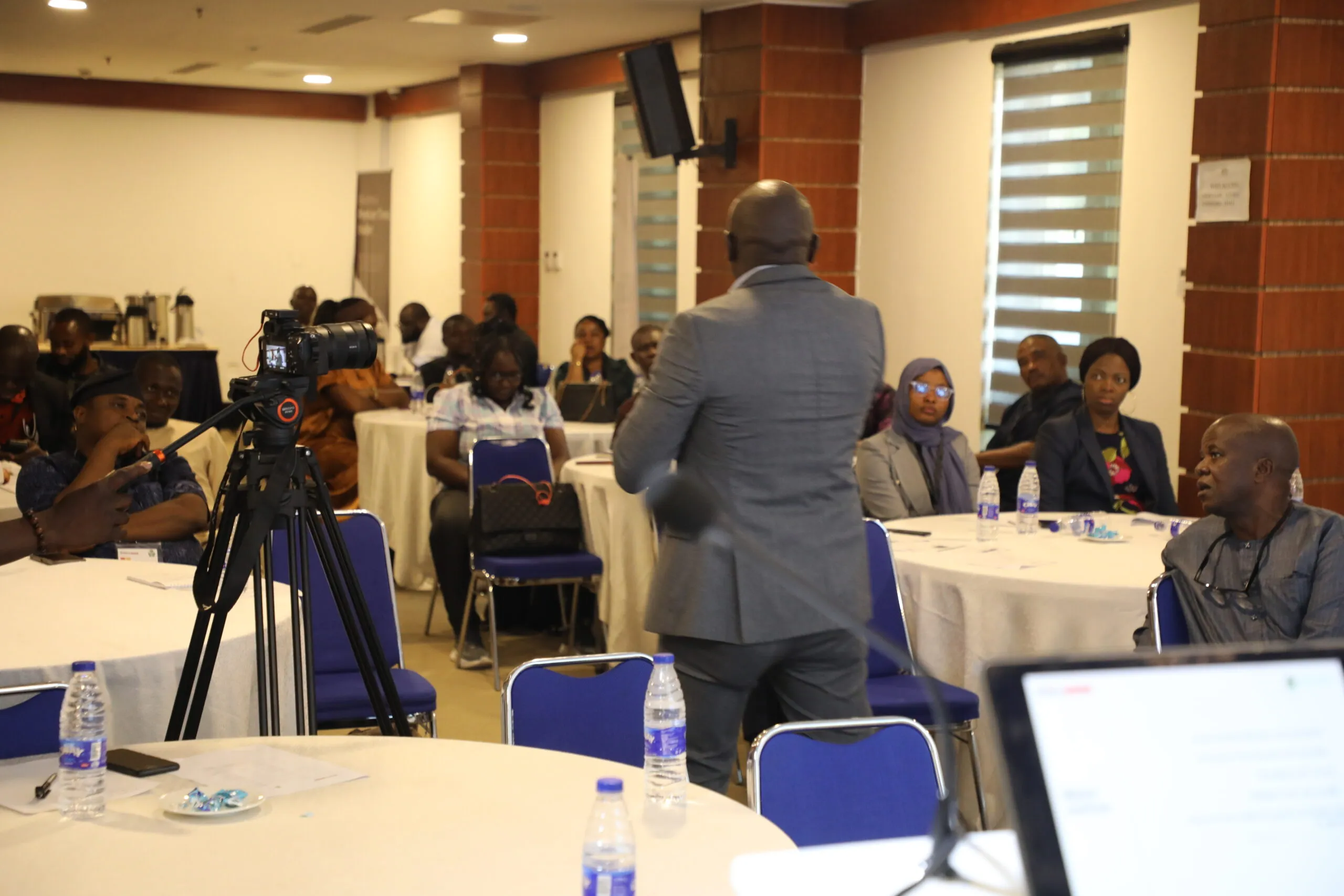A cross session of participants during the session on fact-checking 