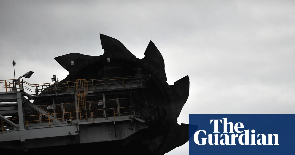 Coalmine expansions would breach climate targets, NSW government warned in ‘game-changer’ report