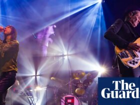 Primal Scream defend image of swastika inside Star of David shown during London gig