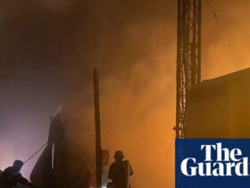 Russia launches attacks across Ukraine as Miami peace talks continue